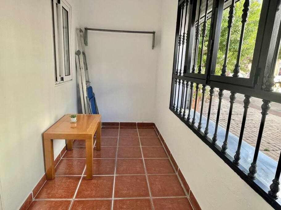 Apartamento Cerca De La Playa Torrecilla 内尔哈 外观 照片