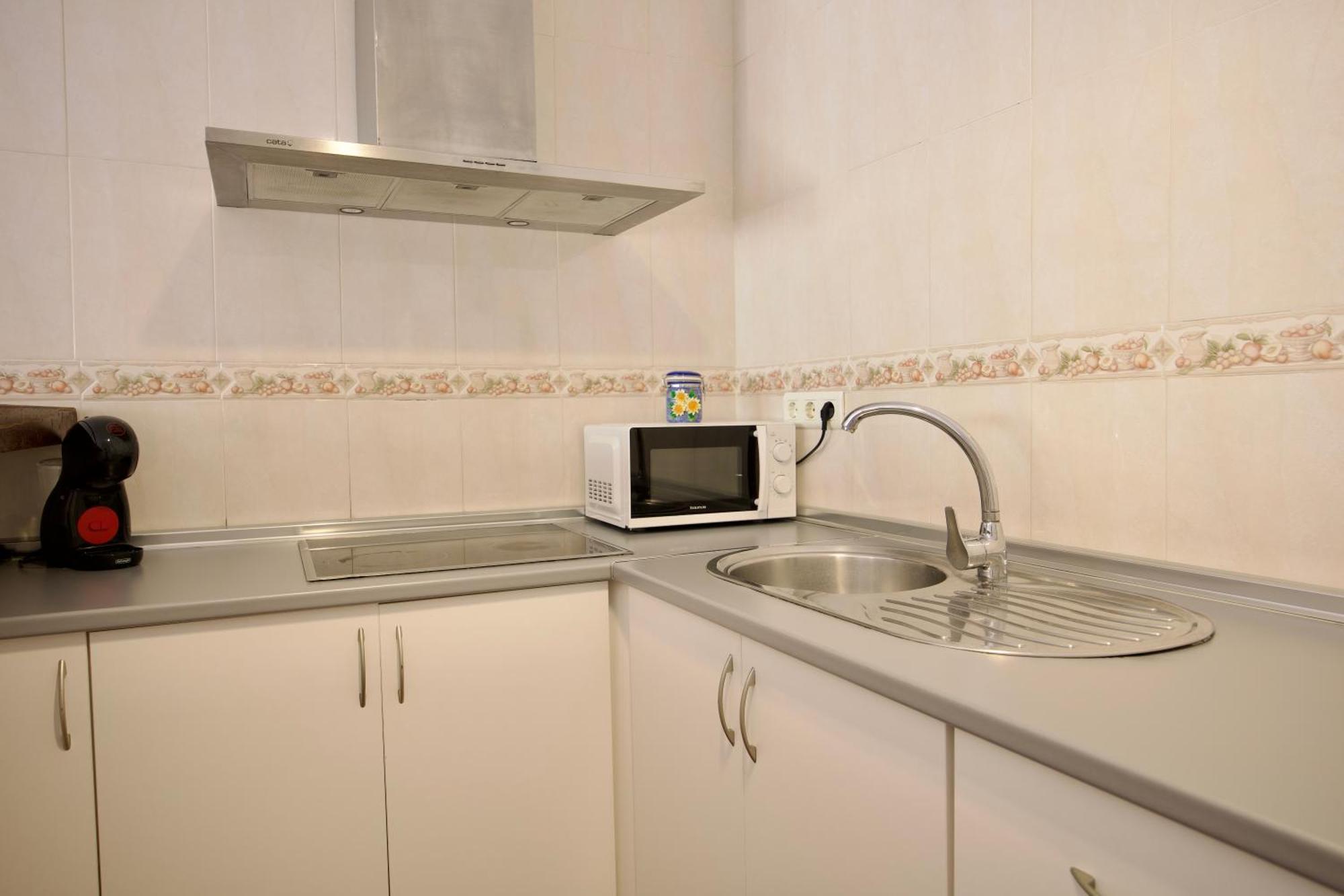 Apartamento Cerca De La Playa Torrecilla 内尔哈 外观 照片