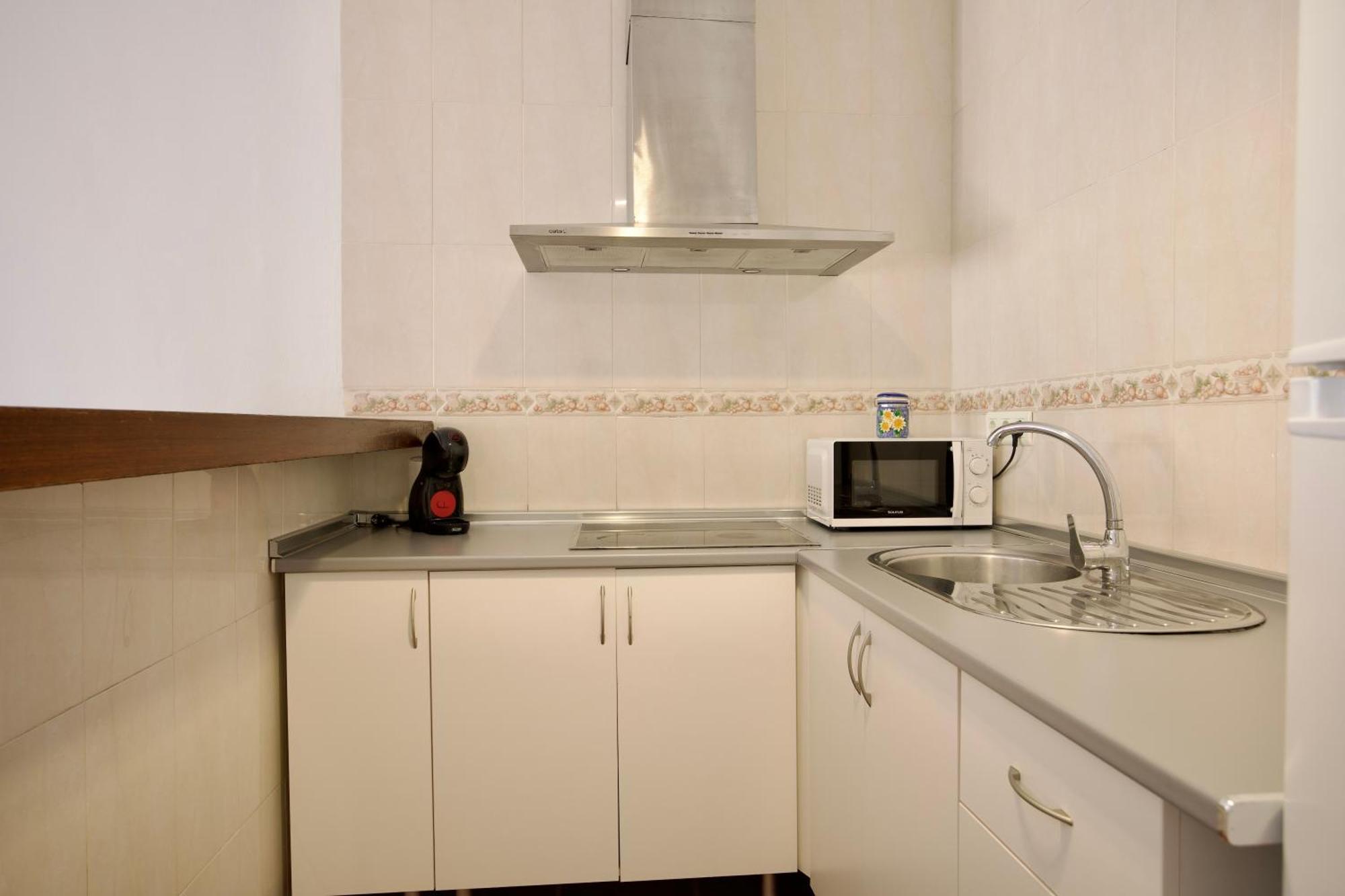 Apartamento Cerca De La Playa Torrecilla 内尔哈 外观 照片