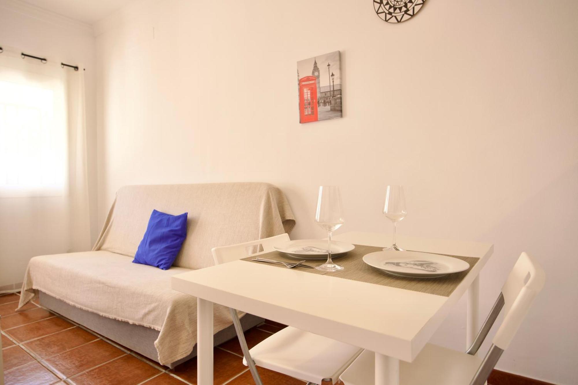 Apartamento Cerca De La Playa Torrecilla 内尔哈 外观 照片